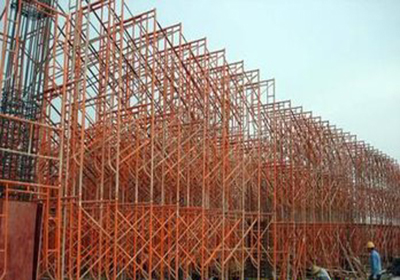 選擇沈陽移動腳手架時應該注意些什么？