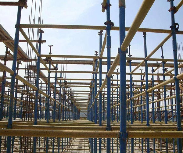 沈陽腳手架租賃公司的懸挑式腳手架