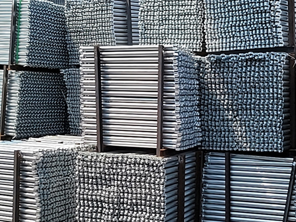 沈陽腳手架租賃的鋼管腳手架里邊防護的措施