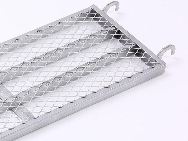 沈陽腳手架如遇到門洞、通道口構造和防護的要求