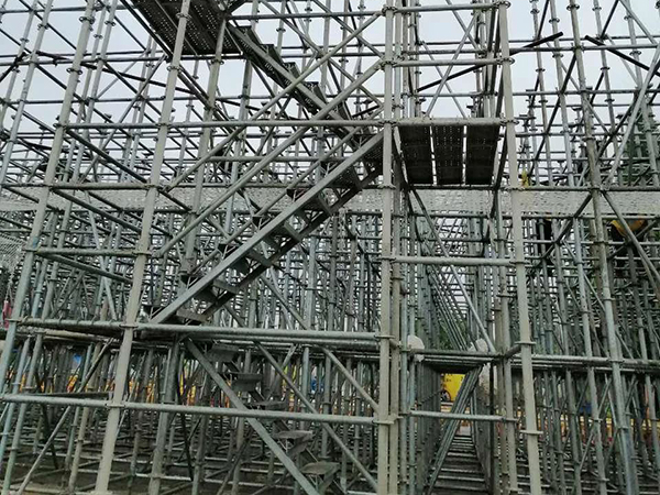 選擇沈陽出租腳手架公司，為工程保駕護航！